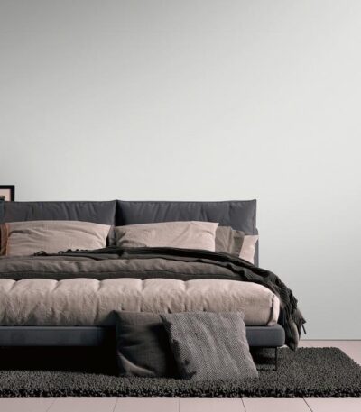 White non-woven vinyl wallpaper with elegant design