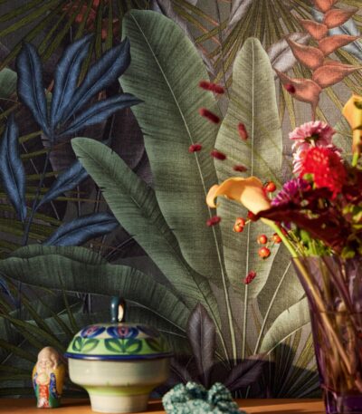 Gray non-woven vinyl wallpaper with offset pattern