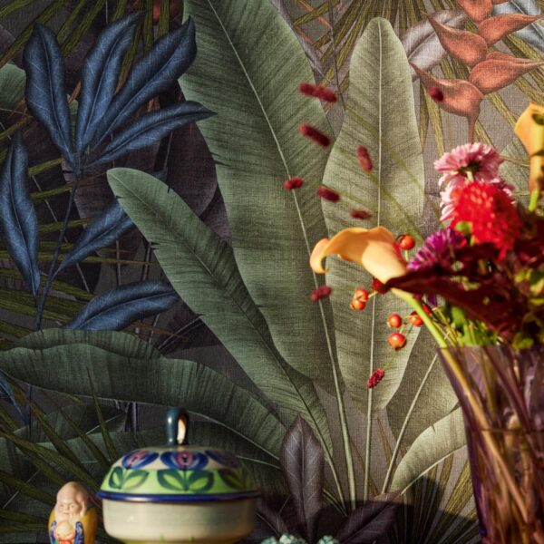 Gray non-woven vinyl wallpaper with offset pattern