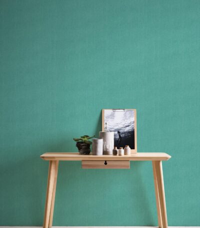 Green non-woven vinyl wallpaper with organic pattern
