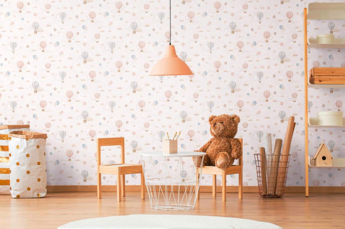 770771_1 Cream non-woven vinyl wallpaper with elegant pattern