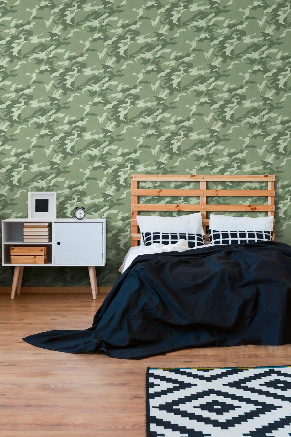 771731_1 Green non-woven vinyl wallpaper with natural pattern