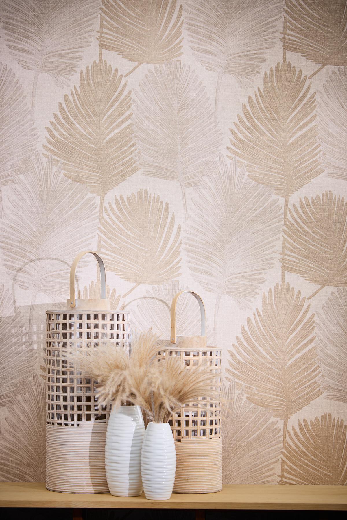 786731_1 Cream non-woven vinyl wallpaper with straight match pattern