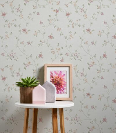 Cream non-woven vinyl wallpaper with elegant texture